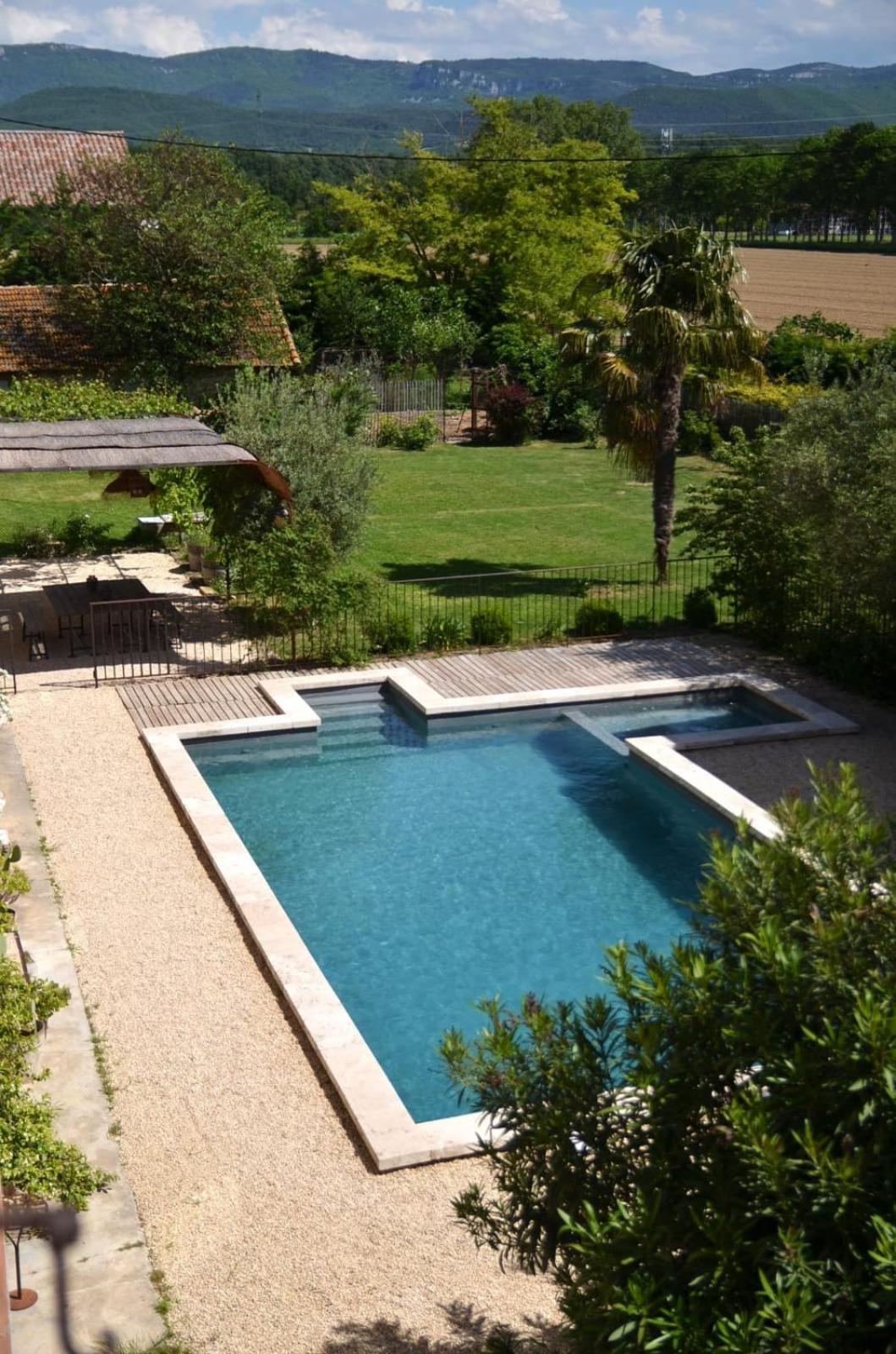 Ferme St Pierre 2 Suites Avec Repas, Piscine, Clim, Cheminee Ou Baignoire Spa Chabeuil Ngoại thất bức ảnh